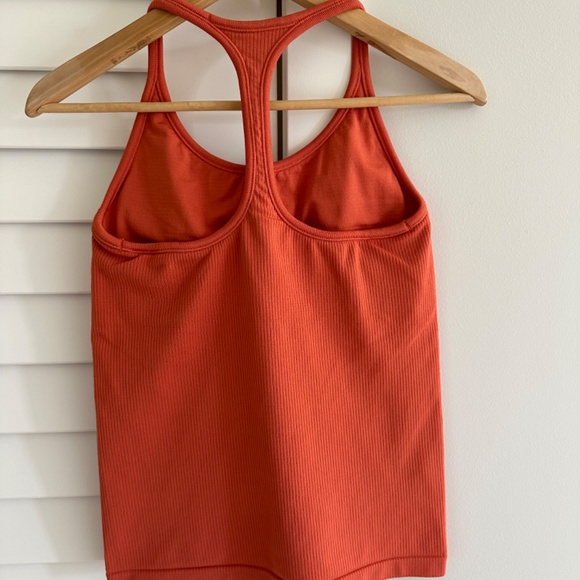 Athleta Renew Built-In Bra Tank (A-C) - As New - Picture 5 of 7